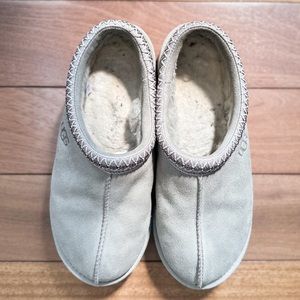 UGG Tasman Slipper